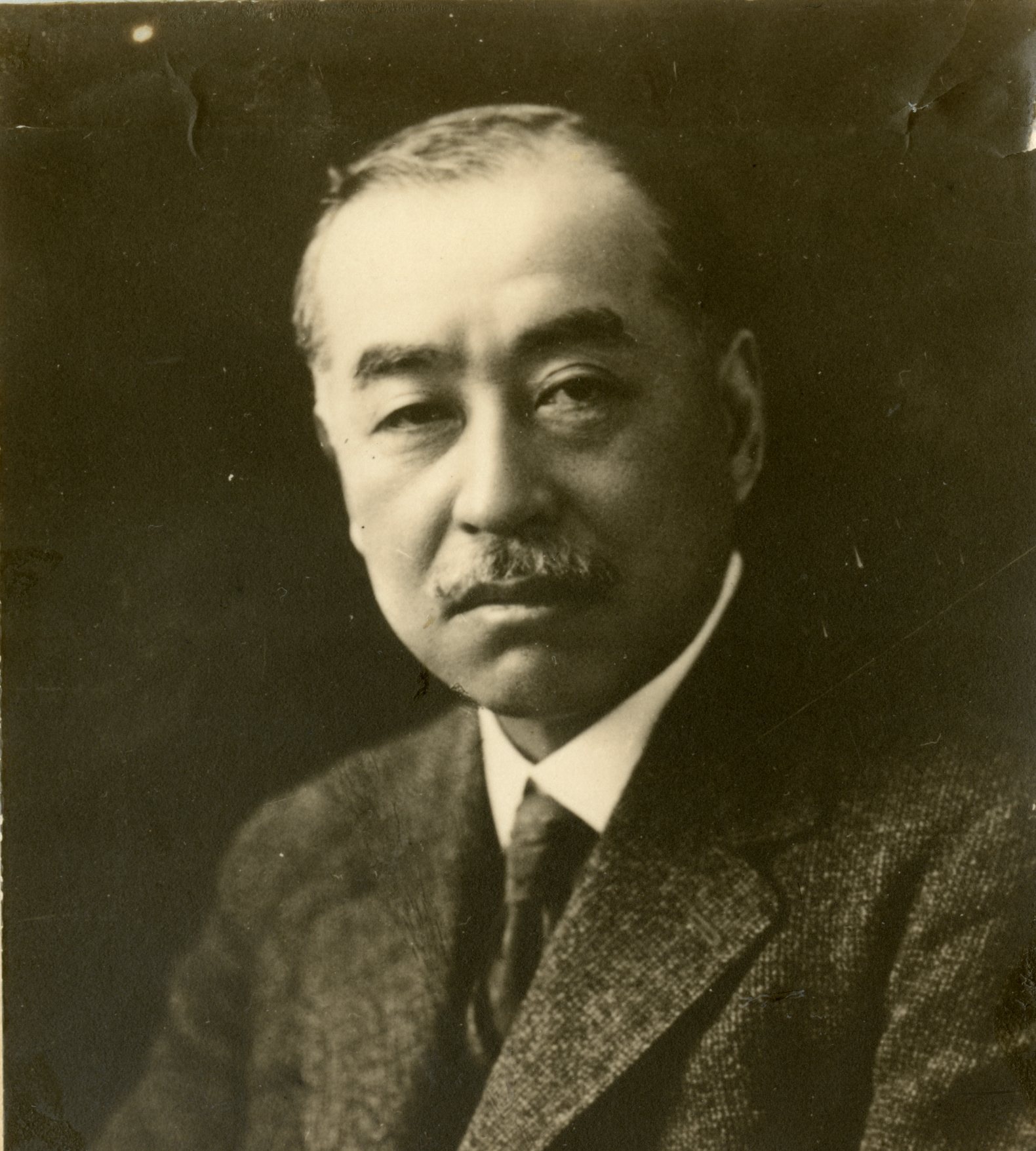 長野宇平治の肖像写真